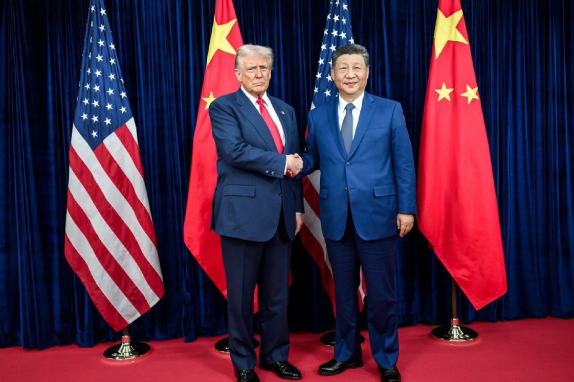 Trump ve Xi Jinping Güney Kore'de Görüştü