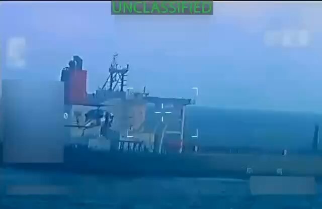 ABD, Venezuela Açıklarında Petrol Tankerine El Koydu