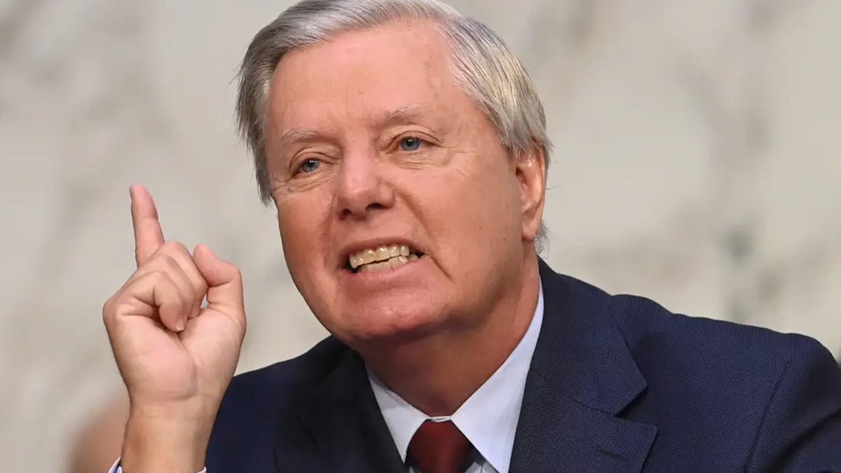 ABD'li Senatör Lindsey Graham'dan İran Halkına Destek Mesajı: 'Zulüm Sona Erecek'