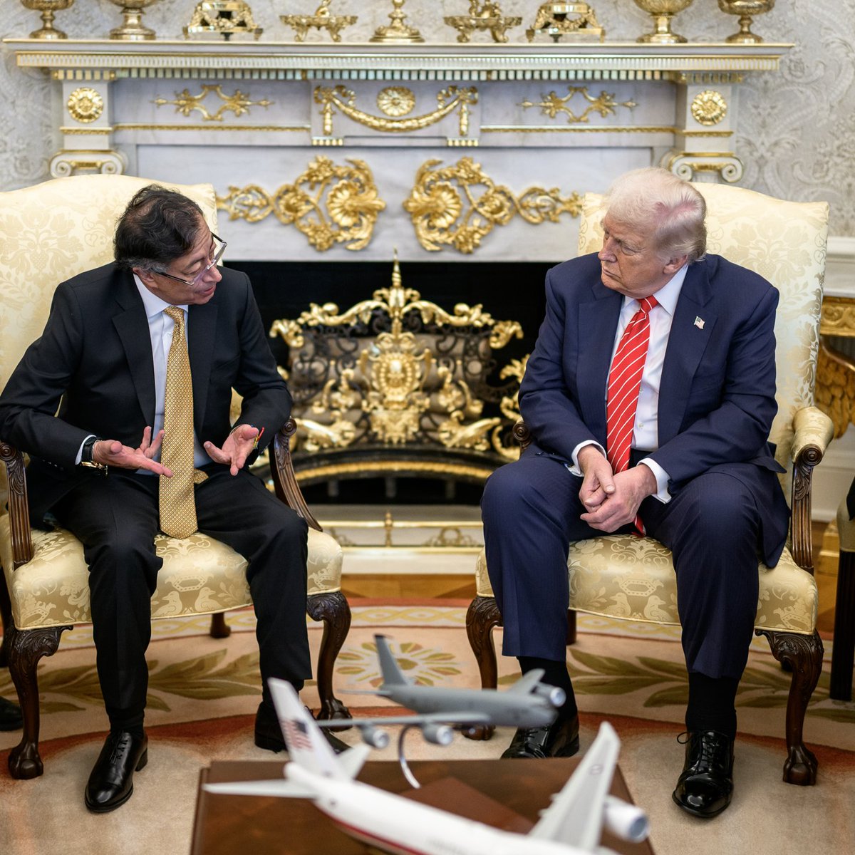 Trump, Kolombiya Devlet Başkanı Gustavo Petro'yu Beyaz Saray'da Ağırladı