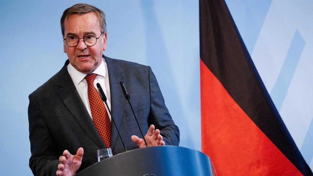 Almanya Savunma Bakanı Pistorius: 'Ukrayna'ya Verebilecek Stoklarımız Tükendi'