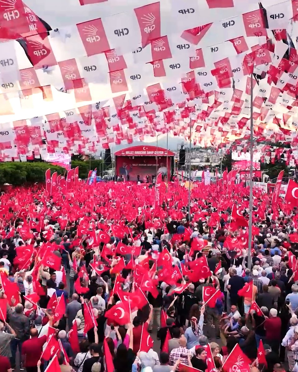 CHP Genel Başkanı Özgür Özel: 