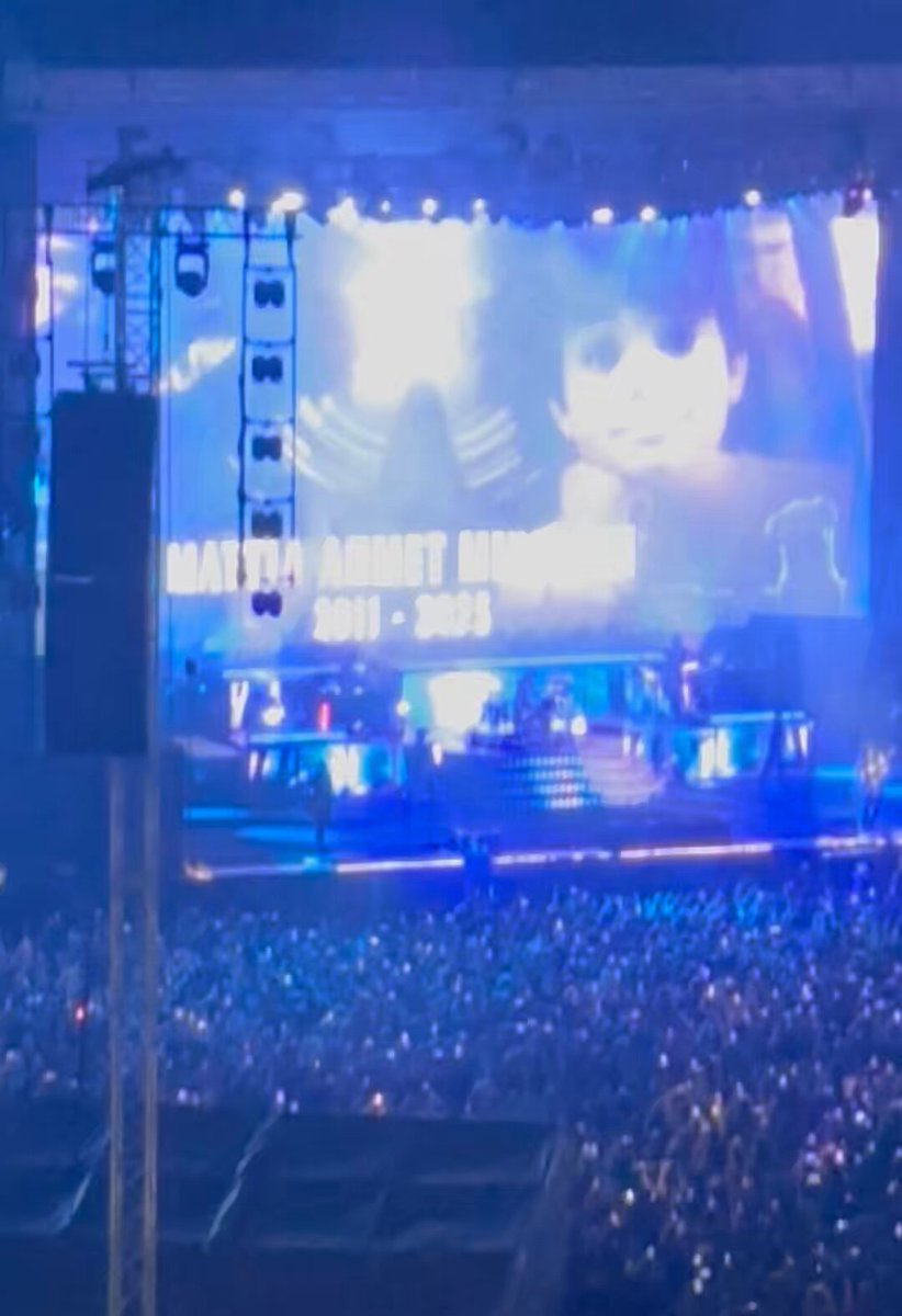 Guns N' Roses İstanbul Konserinde Şarkısını Mattia Ahmet Minguzzi'ye Armağan Etti