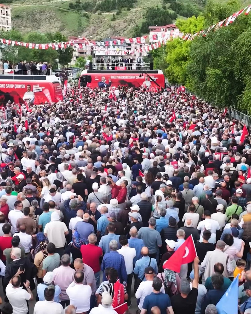 CHP Lideri Özel'den Emeklilere ve Emekçilere Destek Mesajı
