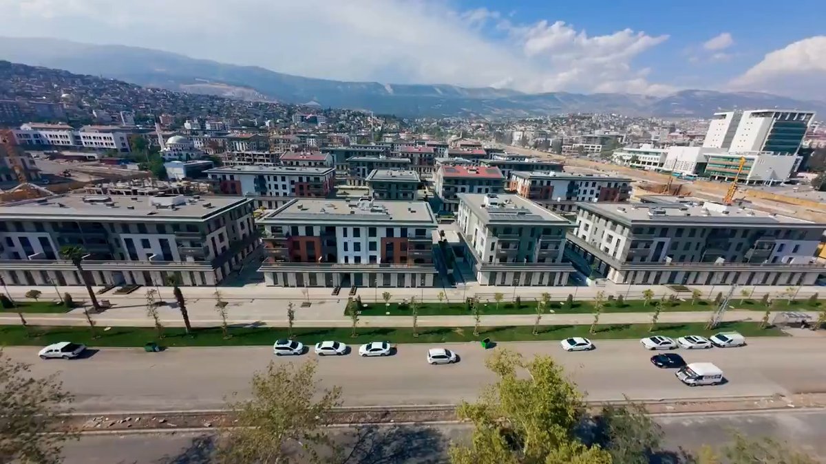 Cumhurbaşkanı Erdoğan'dan Deprem Bölgesine Konut Teslimi: 250 Bine Ulaşıldı