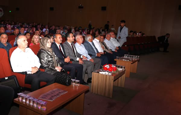 Karaman'da Türkülerle İl Oluşunun Coşkulu Kutlaması