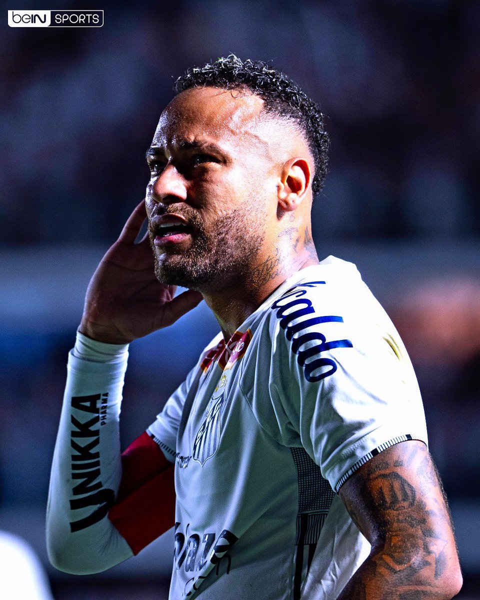 Neymar Santos ile 2025'e Kadar Sözleşme Yeniledi