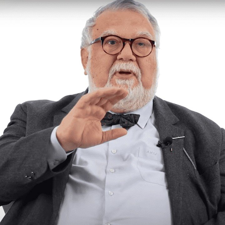 Celal Şengör'e 