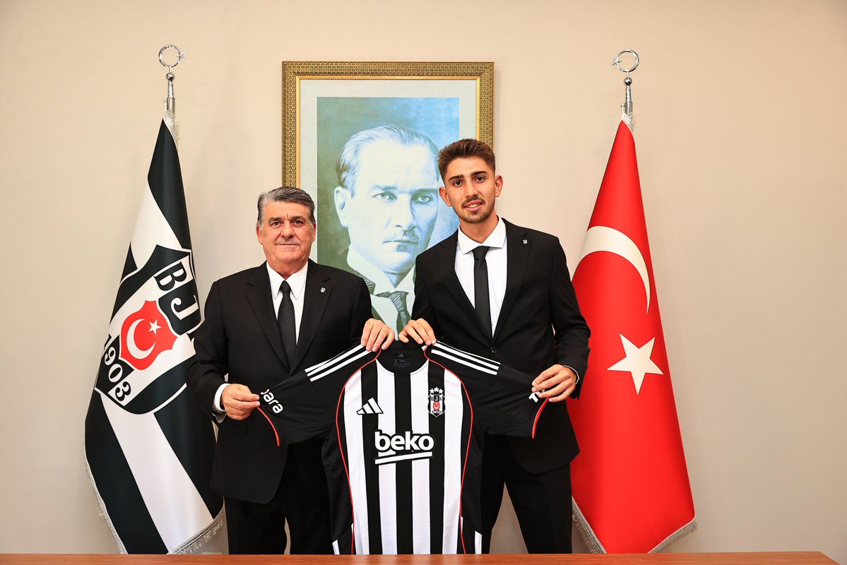 Beşiktaş'ta Demir Ege Tıknaz ile Sözleşme Uzatıldı
