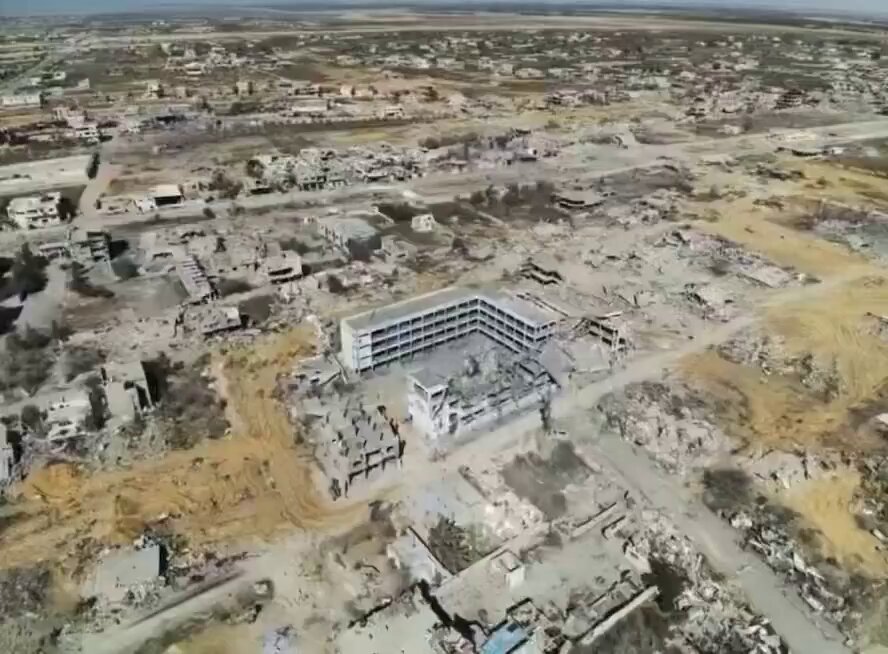 İsrail Ordusu Refah'ta Okulu Vurdu: Siviller Hedef Oldu