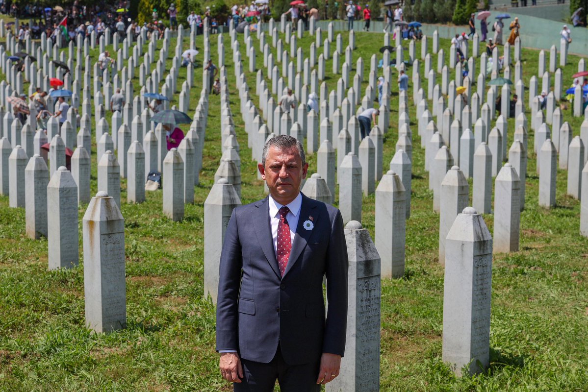 CHP Lideri Özel'den Srebrenitsa Soykırımı Mesajı