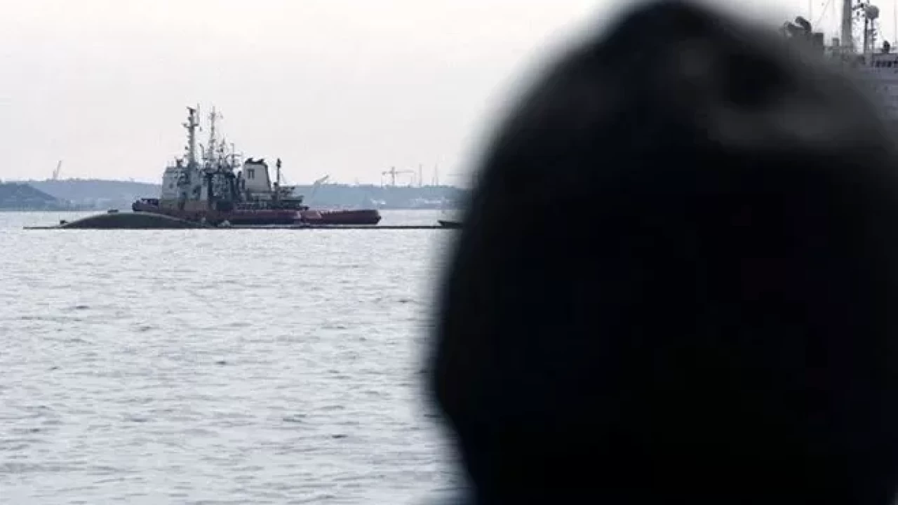 Yunan Gemileri Rus Petrolü Taşımaya Devam Edecek: AB Yaptırımlarına Rağmen Petrol Taşımacılığı Devam Ediyor