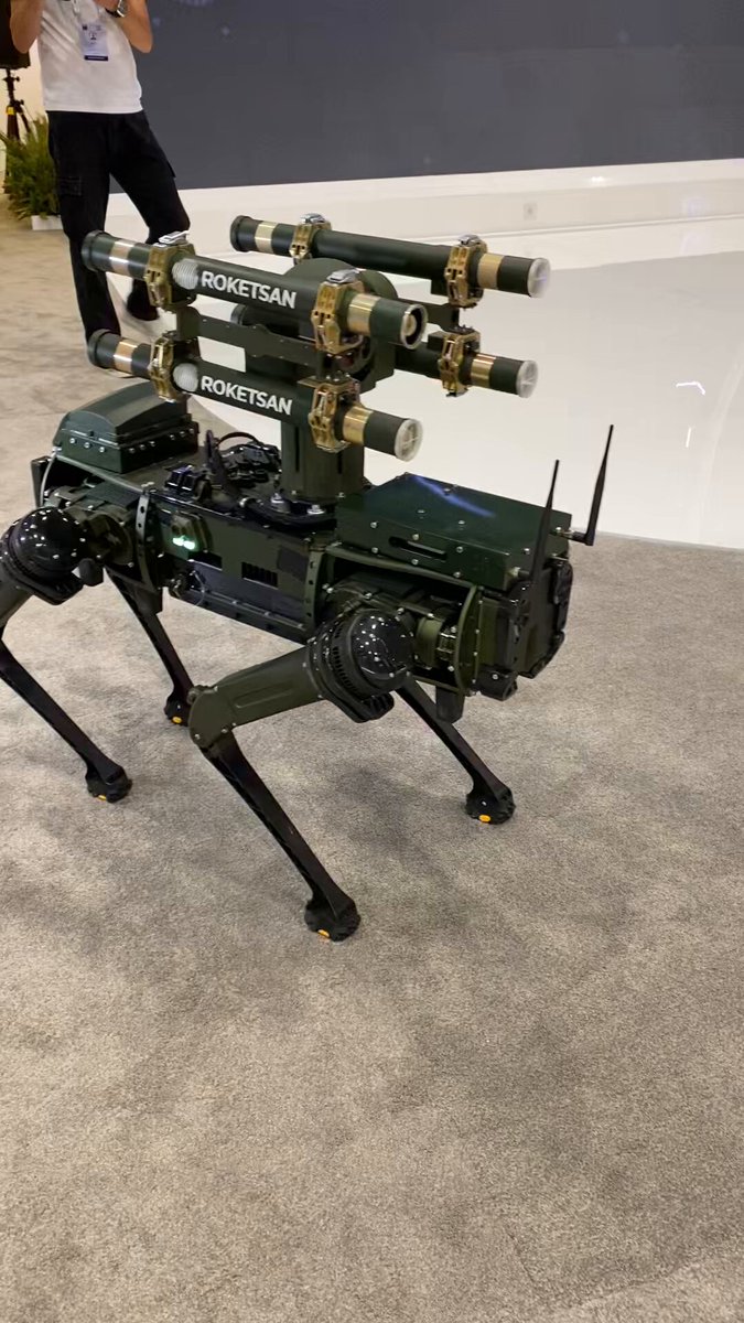 Roketsan'dan İDEF'te Devrim Niteliğinde KOZ İnsansız Kara Aracı