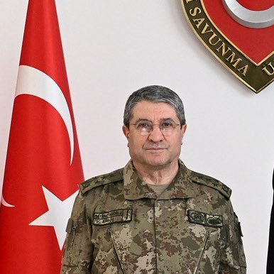 Genelkurmay Başkanlığı'nda Görev Değişimi: Orgeneral Gürak Emekliye Ayırıldı, Yerine Orgeneral Bayraktaroğlu Atandı