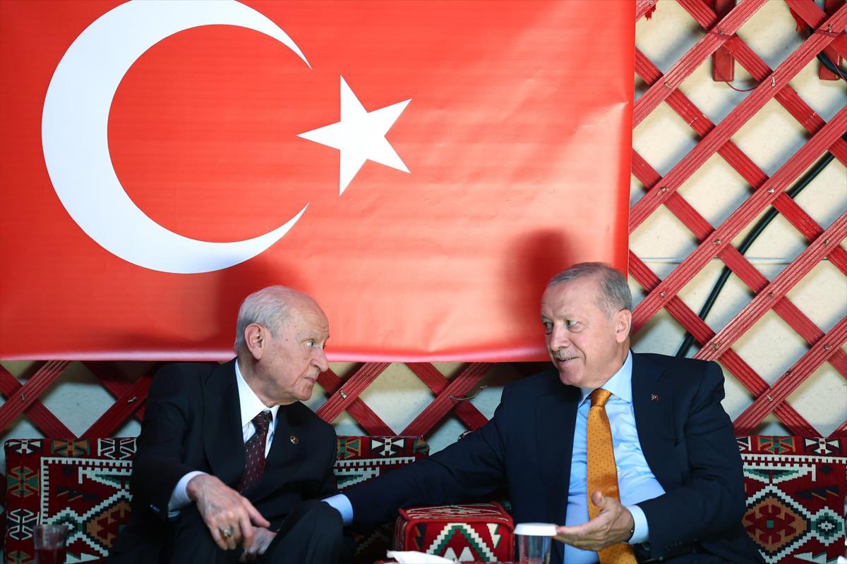 Cumhurbaşkanı Erdoğan ve Devlet Bahçeli, Bitlis Ahlat'ta Buluştu