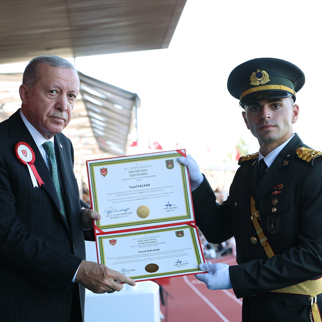 Türkiye'nin Yeni Harbiyelileri Belli Oldu: Harp Okulu Birincileri İlan Edildi