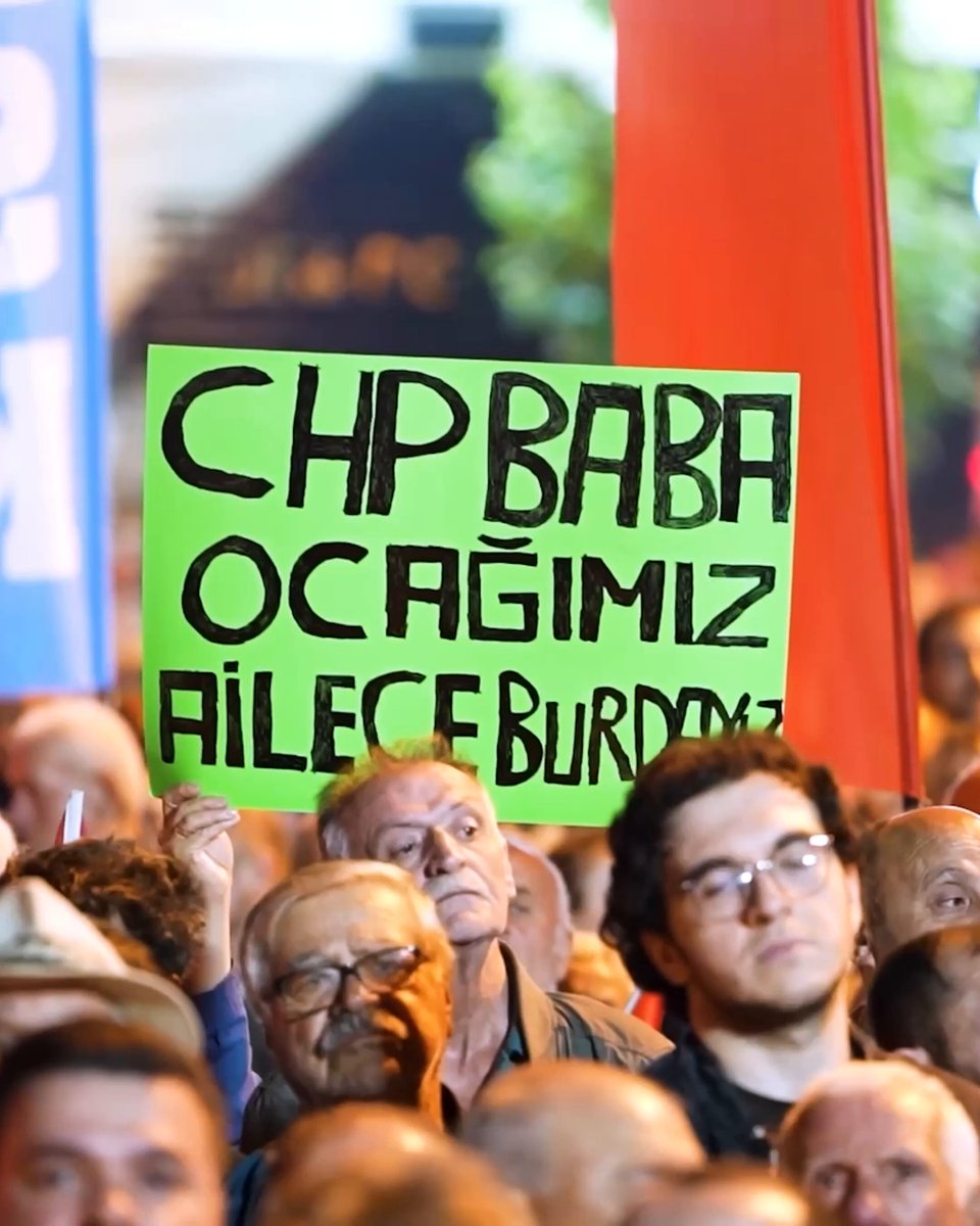 CHP Genel Başkanı Özgür Özel’den Kadıköy Meydanı’nda Açıklama: “Milletimizin İradesinden Başka Güce İnanmadık”