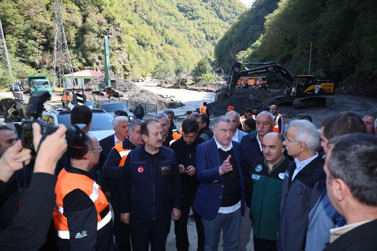 Artvin Borçka'da Sel ve Heyelan Sonrası AFAD Müdahalesi