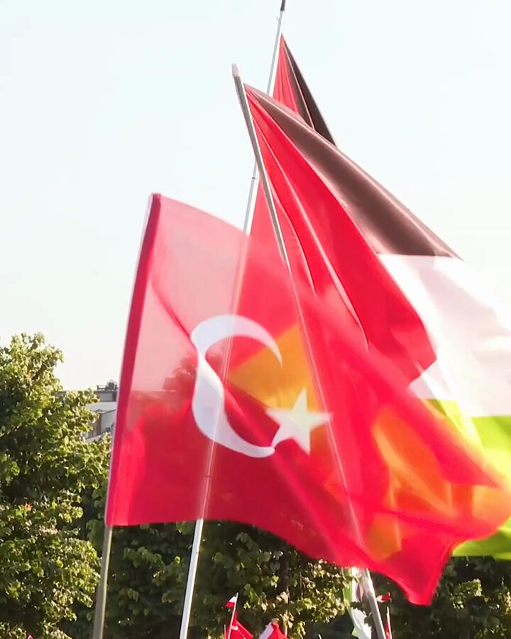 CHP Genel Başkanı Özgür Özel'den Filistin'e Destek Çağrısı: Eyüpsultan'da Buluşma!