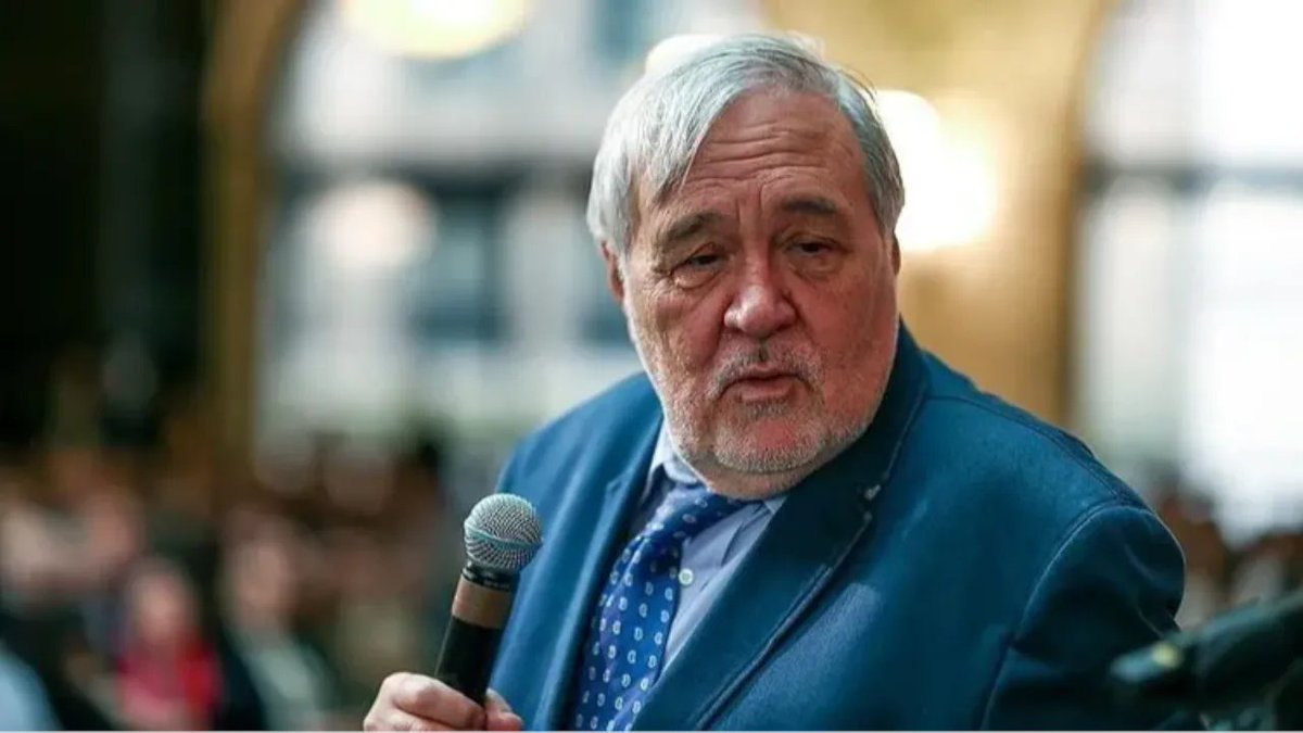 Prof. Dr. İlber Ortaylı Hastaneye Kaldırıldı.