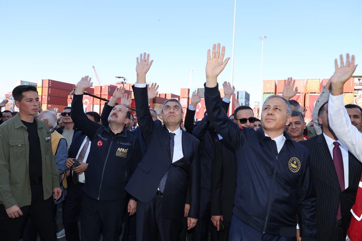 Türkiye'den Gazze'ye 900 Tonluk İyilik Gemisi Yola Çıktı