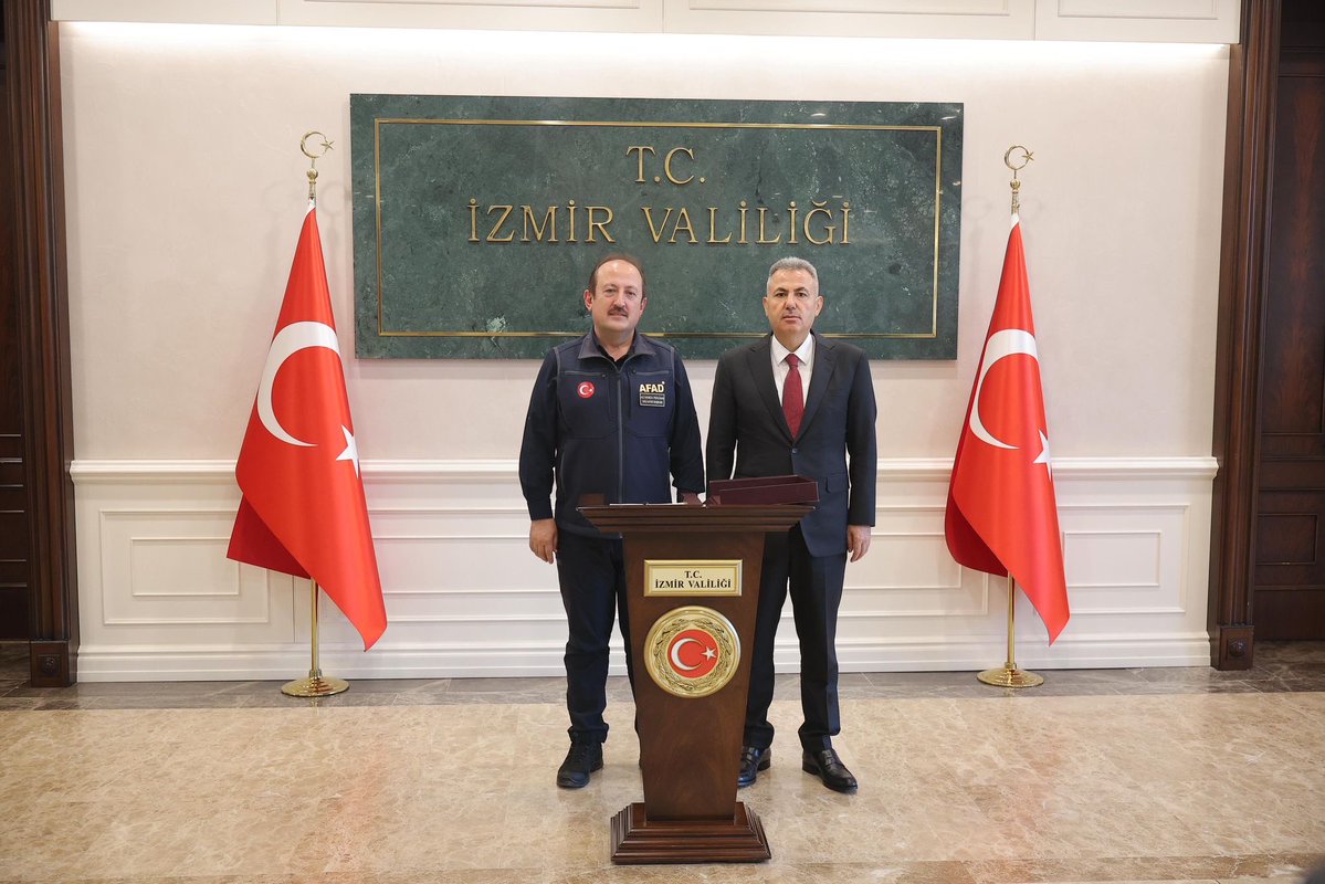 AFAD Başkanı Pehlivan, İzmir'de İncelemelerde Bulundu