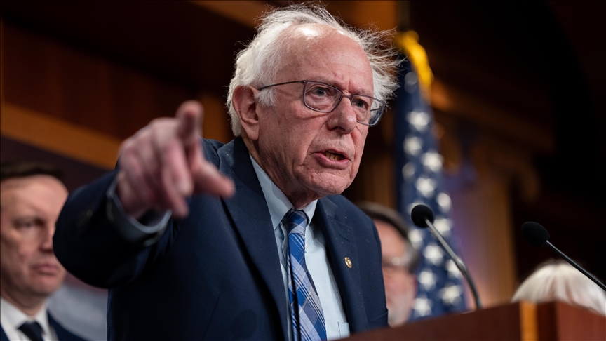 Sanders: 'Krallara Hayır Protestoları ABD Tarihinin En Büyük Tek Günlük Eylemi'