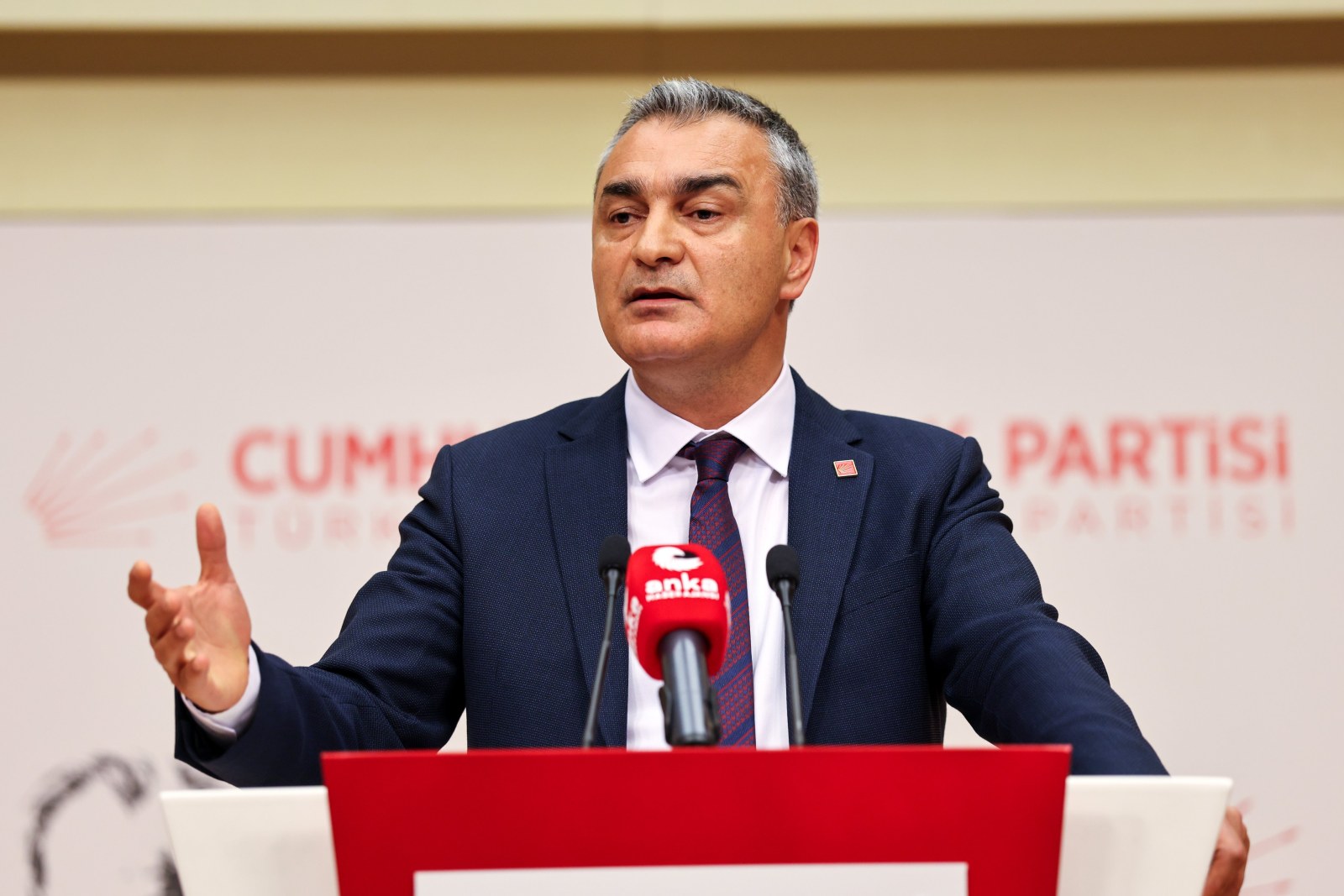 CHP’de Disiplin Kararı! Tanju Özcan ve Serkan Tuncer Kesin İhraç Talebiyle Sevk Edildi