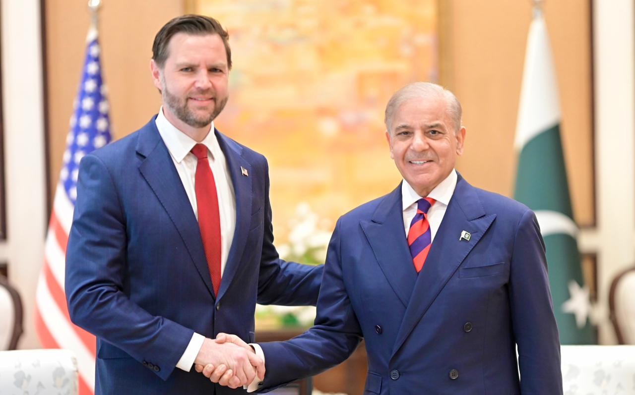 ABD ve İran Heyetleri Pakistan’da Masada: Şehbaz Sharif Görüşmelere Ev Sahipliği Yaptı