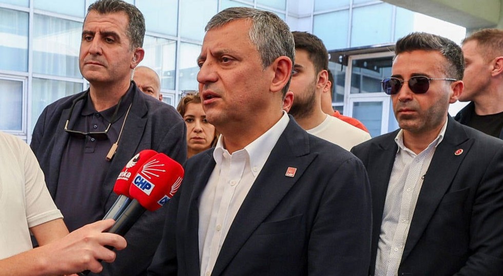 CHP Genel Başkanı Özgür Özel : ÖZELEŞTİRİ YAPMAK DURUMUNDAYIZ!