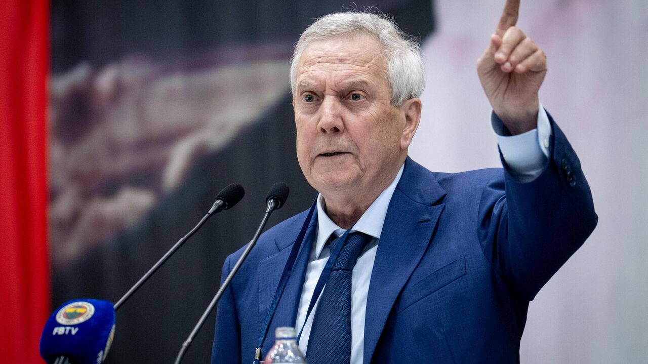Aziz Yıldırım: '2 Kurabiye 1 Çaya Her Şeyi Alkışlıyorlar!'