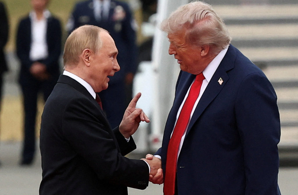 Trump ve Putin Alaska'da Buluştu: Ukrayna Savaşı İçin Kritik Zirve!