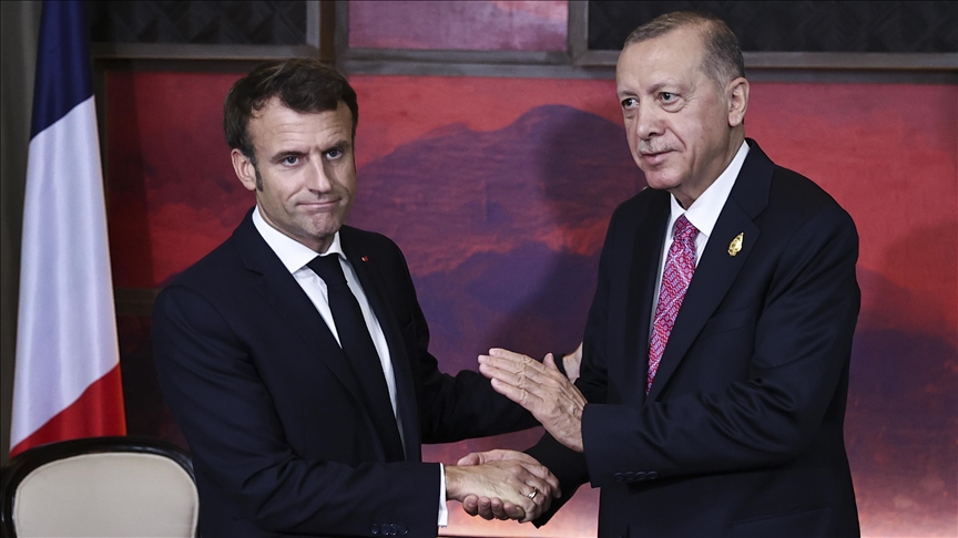 Erdoğan-Macron Telefon Görüşmesi: Barış ve Gazze Gündemde!