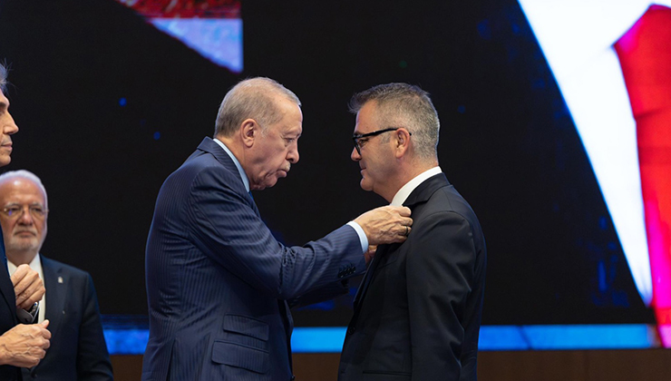 Seydişehir'de Şok Karar: CHP'li Belediye Başkanı Ustaoğlu AK Parti'ye Geçti!