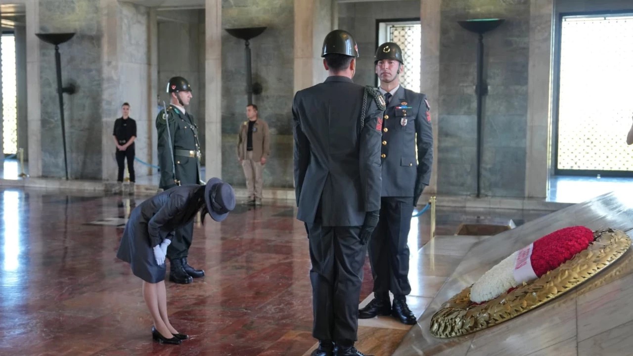 Japonya Prensesi Akiko Mikasa Anıtkabir'i Ziyaret Etti!