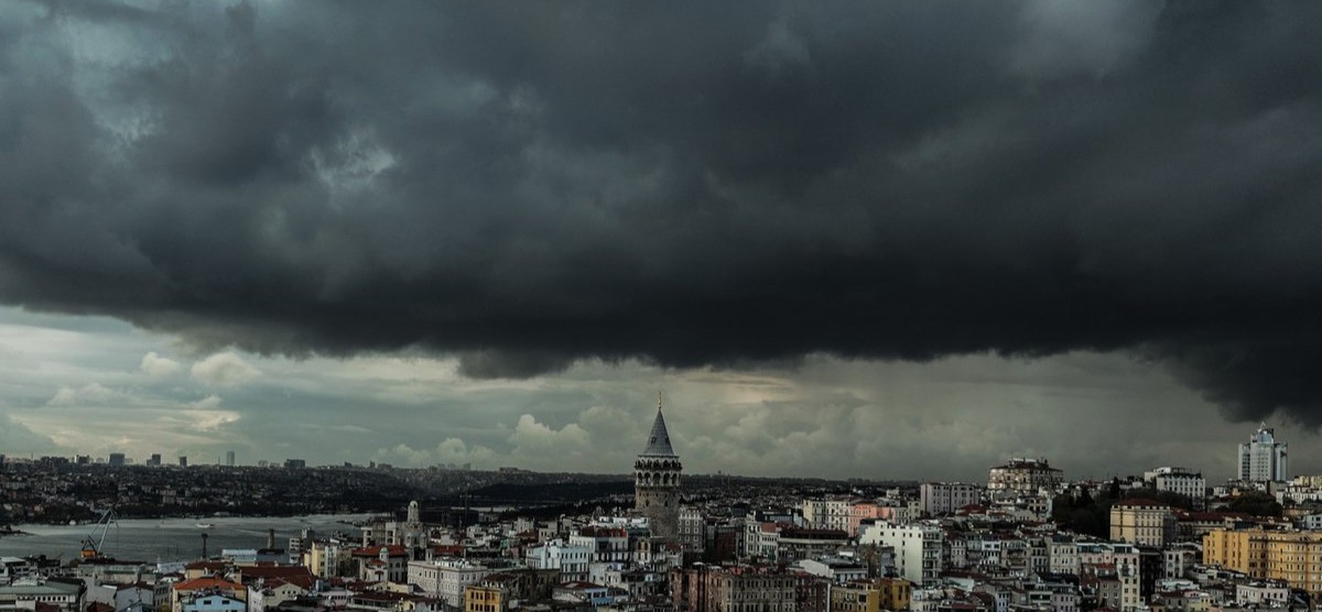 Türkiye'nin Birçok Şehrinde Hava Durumu: Gri Tonlarda Bir Gün Bekleniyor!