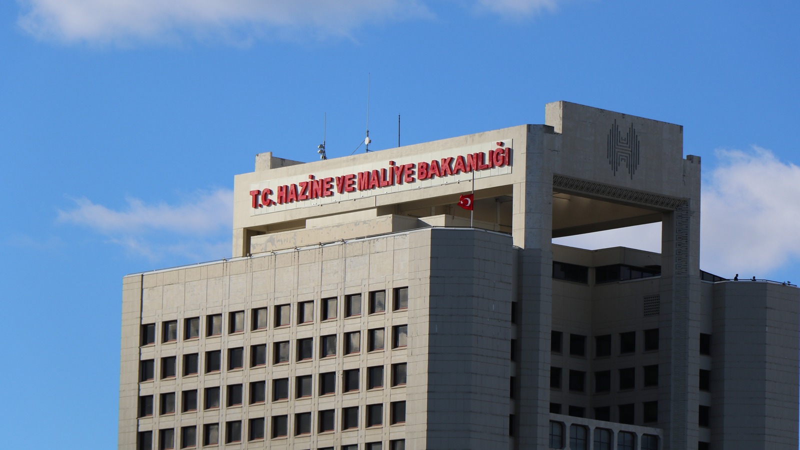 Hazine Mart Bütçe Rakamlarını Duyurdu: Açık 229 Milyar TL