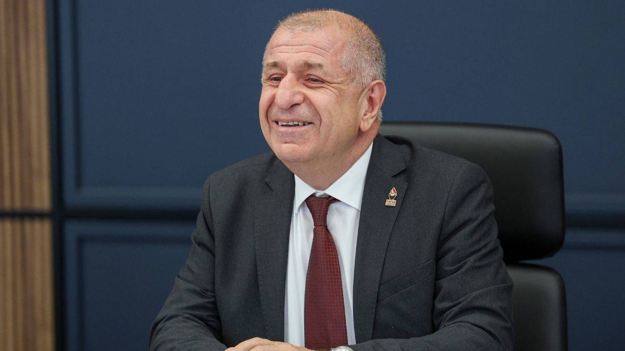 Ümit Özdağ: 'Liyakatin tek kriter olduğu bir Türkiye’de nice mutlu bayramlar'