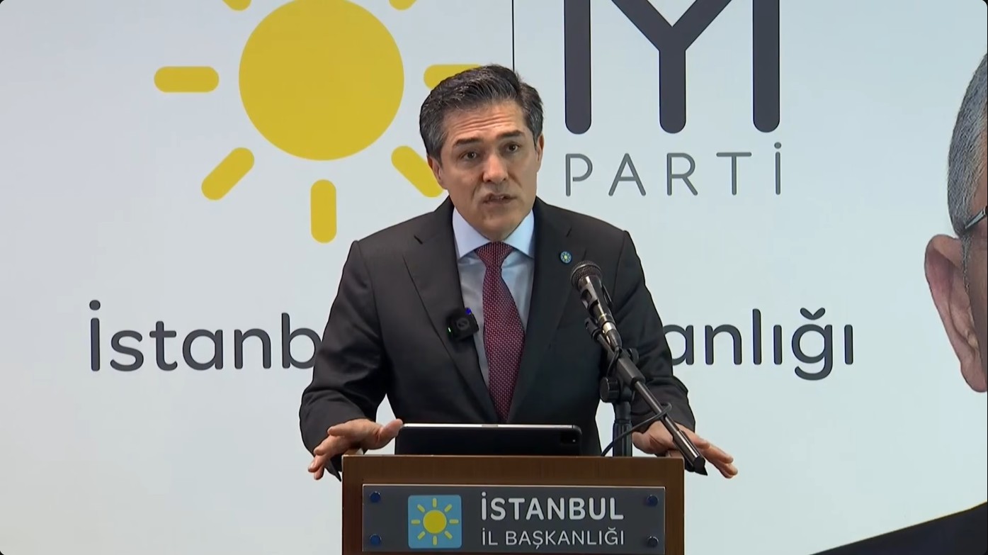 İYİ Parti Sözcüsü Buğra Kavuncu: 'Sandık Milletin Önüne Getirilmeli'