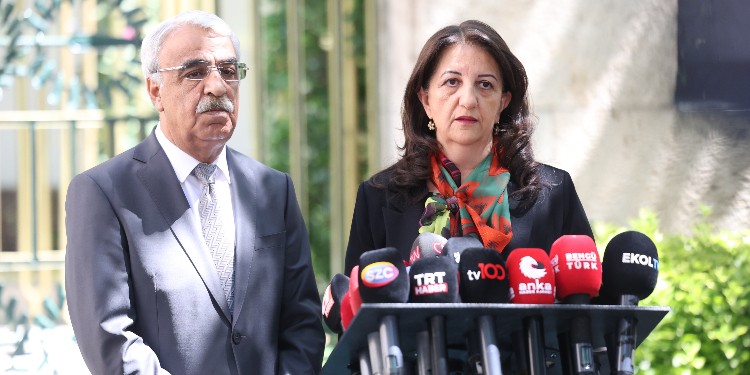 DEM Parti'den İmralı Heyeti Açıklaması: 'Barış Sürecine Tam Destek'