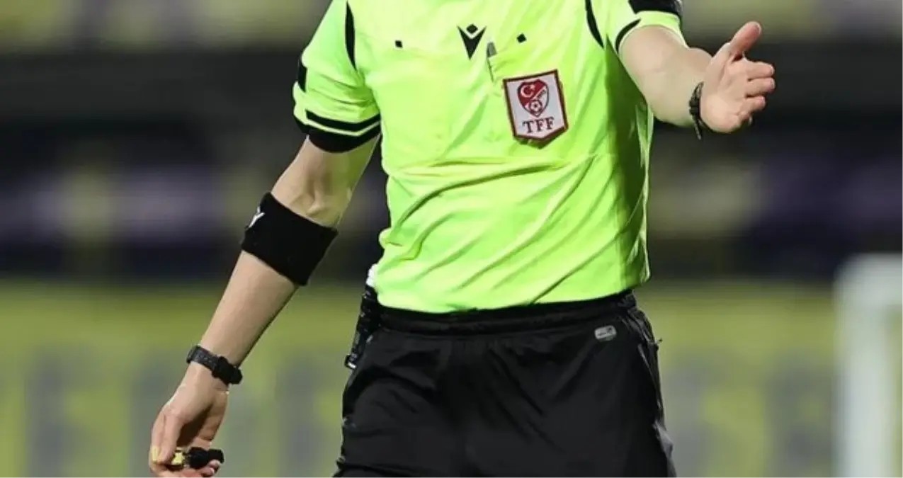 Futbolda Şok! 571 Hakemin 371'inde Bahis Hesabı Çıktı!