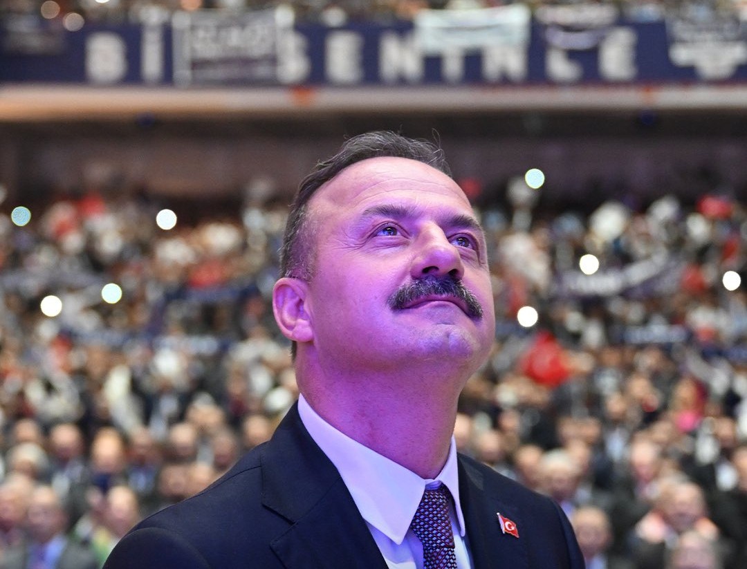 Yavuz Ağıralioğlu : 'Tüm Mazlumların Umudu ve Güveni Olan Bir Güce Erişmek İdealindeyiz!'