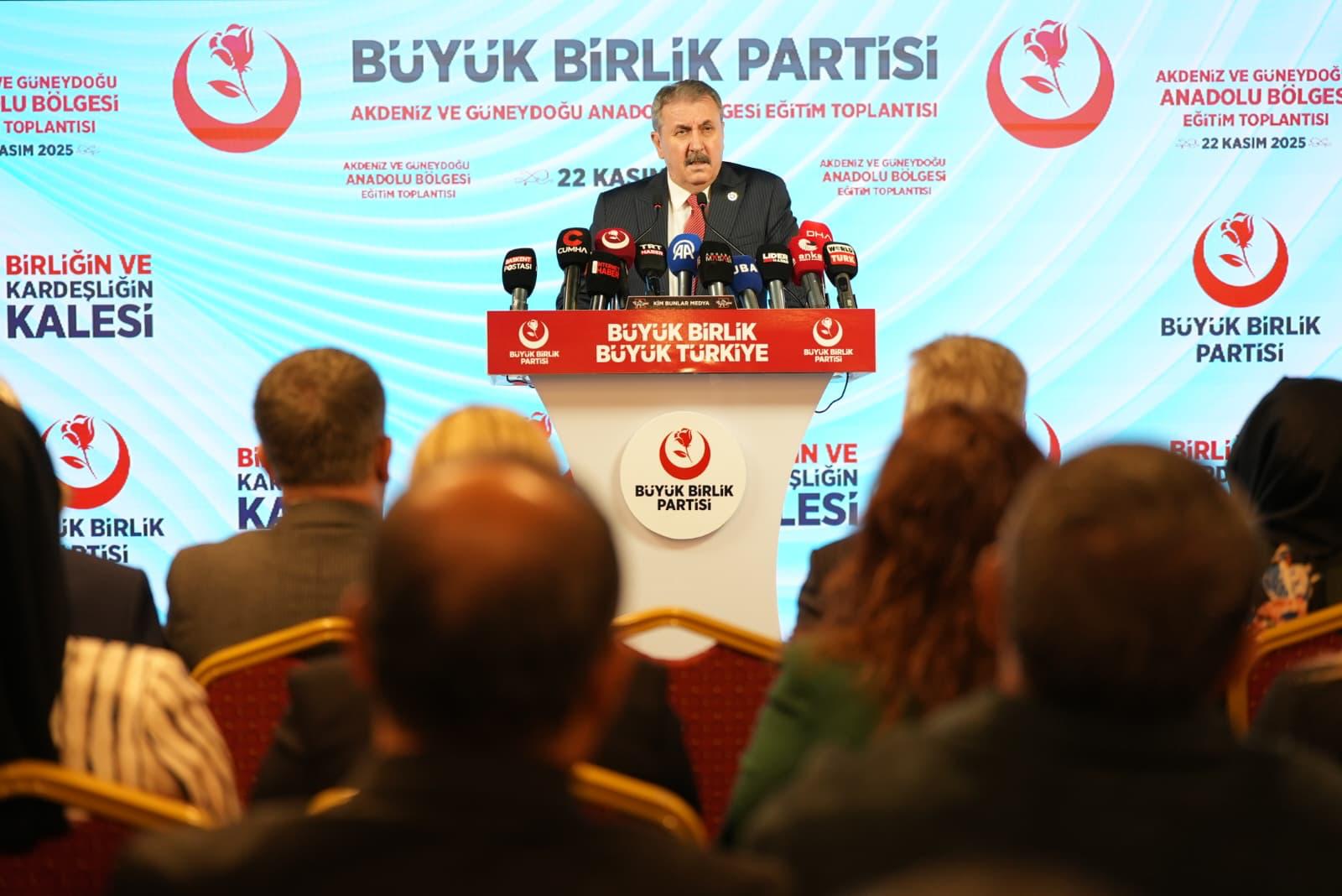 Destici'den İmralı Kararına Sert Tepki: 'Terörist Başı Muhatap Alınamaz!'