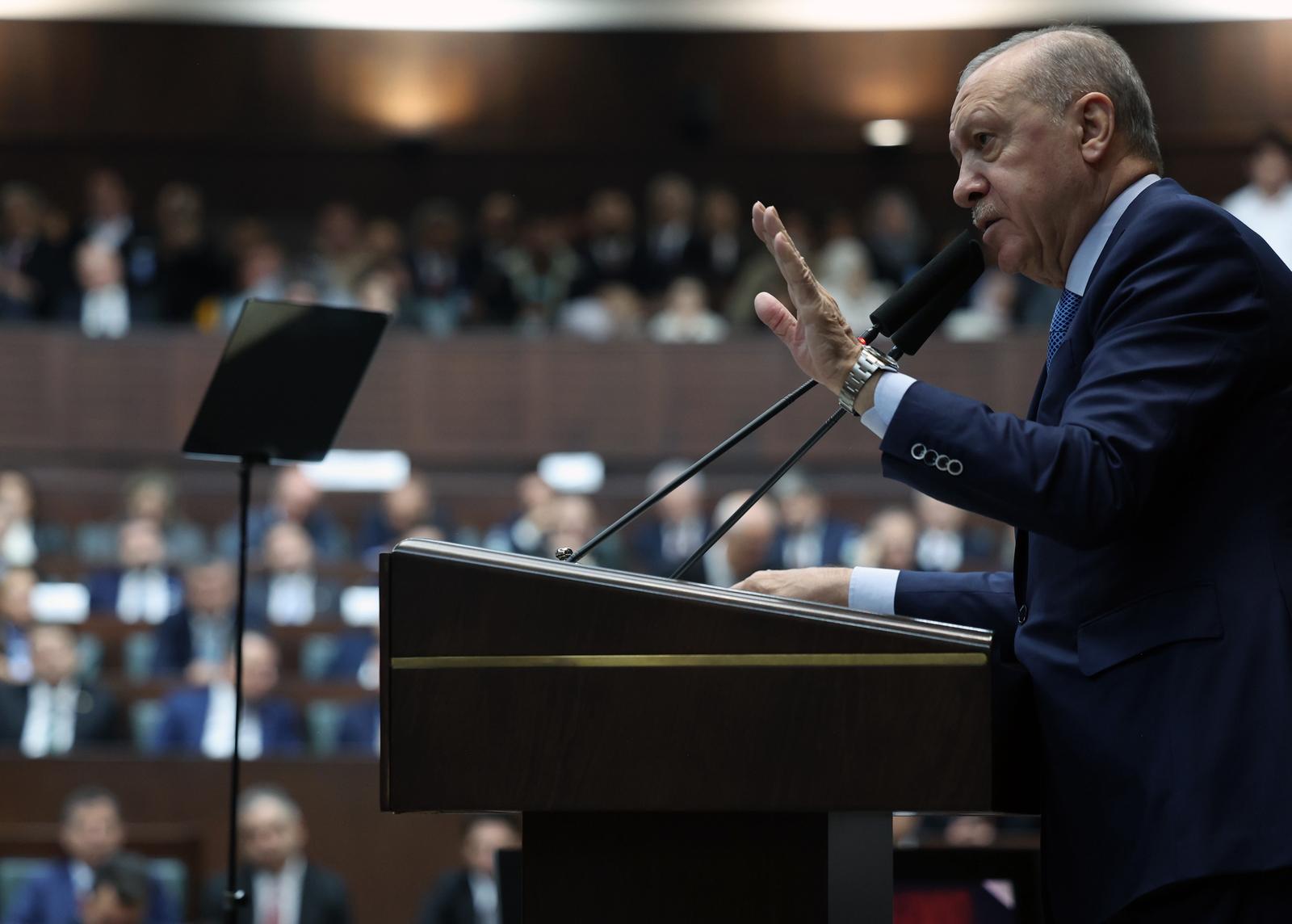 Erdoğan'dan Ekonomi ve Siyaset Mesajları: 'Kira Enflasyonunda Hızlı Gerileme Bekliyoruz', CHP Genel Başkanına: 'Celladı Aramak İçin Aynaya Bakın'