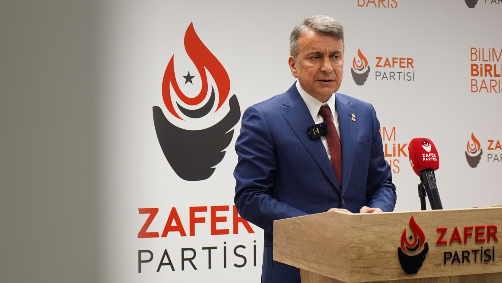 Karamahmutoğlu'dan Hükümete S-400 Sorusu: 'ABD Büyükelçisi'nin Açıklamalarına Cevap Verilsin'