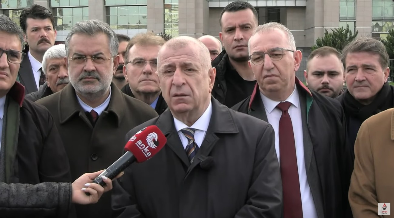 Özdağ, 'Cumhurbaşkanına Hakaret' Davasında Beraat Etti: 'Düşman Ceza Hukuku' Eleştirisi