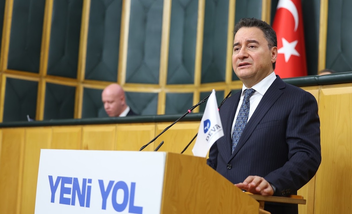 Babacan'dan İktidara Sert Slogan: 'Bu Düzen Çürümüştür!'