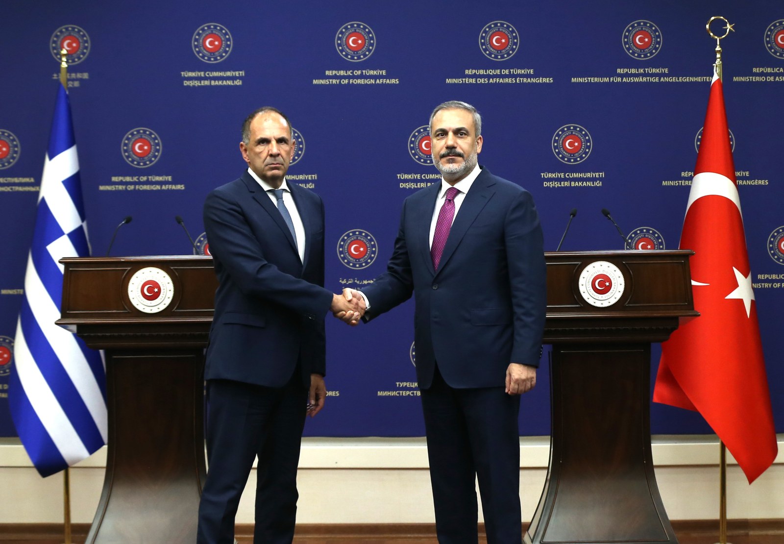 Fidan'dan Yunan Mevkidaşı Gerapetritis ile Telefon Görüşmesi: İkili İlişkiler ve Bölgesel Gelişmeler