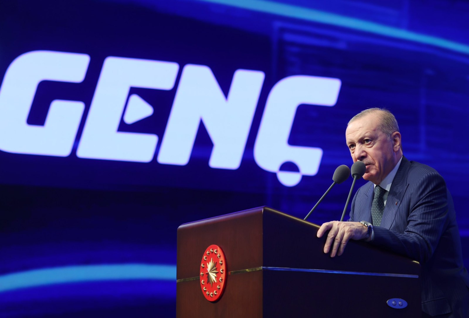 Cumhurbaşkanı Erdoğan'dan Dijital Tehdit Uyarısı: 'Her Telefon Bir Kumarhane'