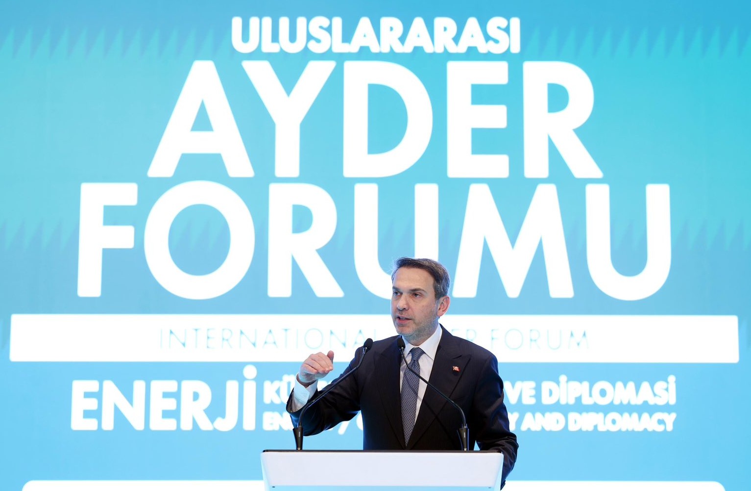 Bakanı Bayraktar Duyurdu: Sakarya Gaz Sahası Üretimi İkiye Katlanıyor, Çayeli Açıklarında Yeni Sondaj